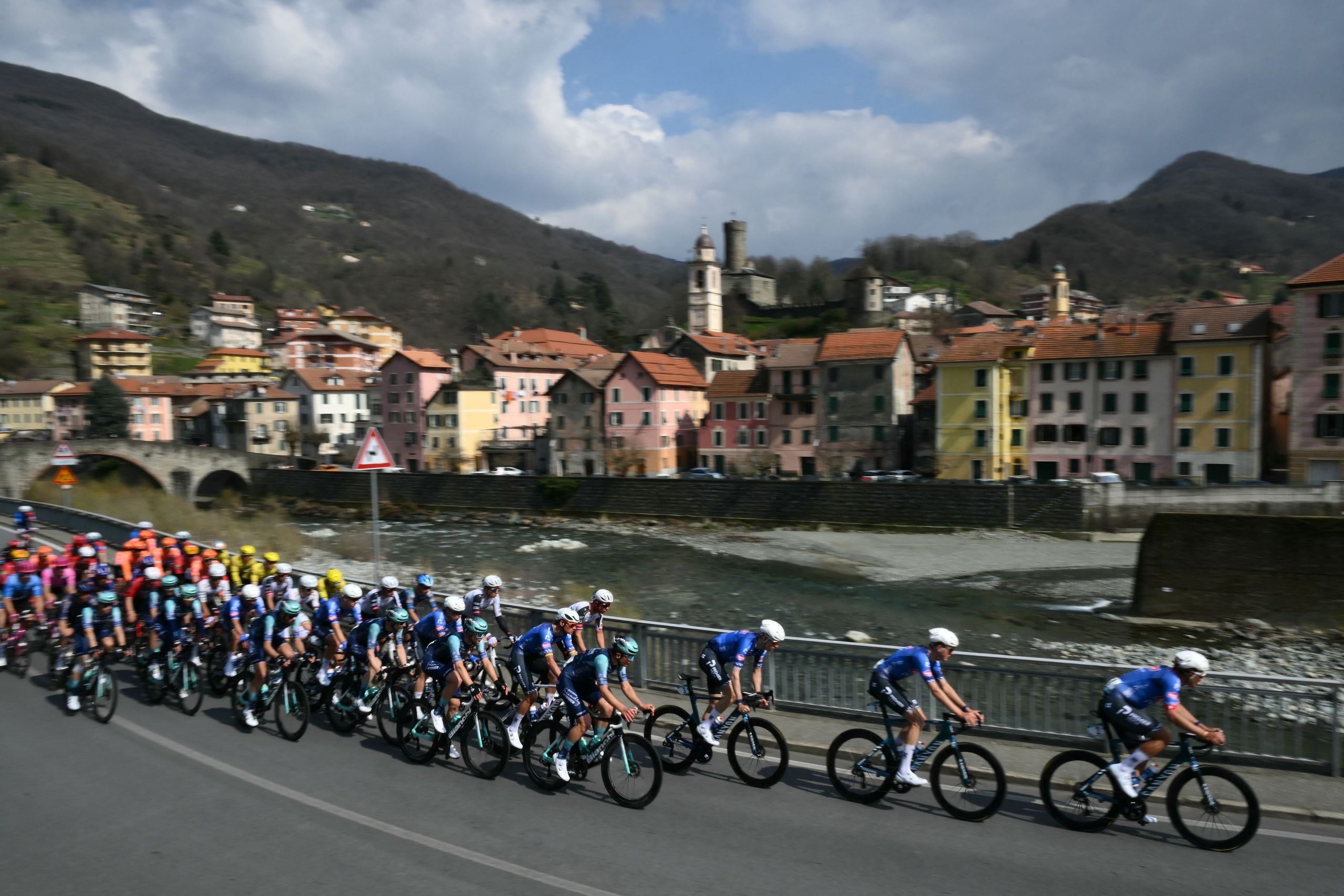 Milan-San Remo 2026: Tadej Pogačar câștigă în ultimele momente