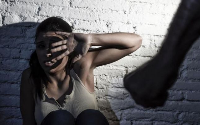 Femeie agresată de fostul soț, intervenție rapidă a poliției