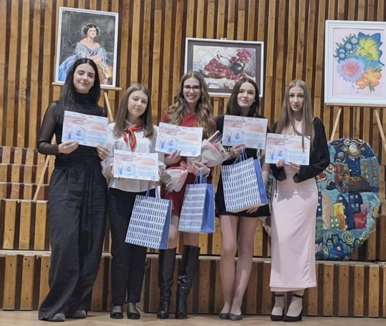 Festivalul francofon „Chants, sons sur scène” a strălucit în Maramureș