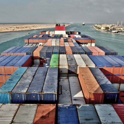 Conflictul din Iran afectează piețele energiei și comerțul global