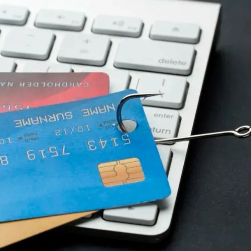 Un nou virus Android, PromptSpy, folosește AI pentru a controla dispozitivele