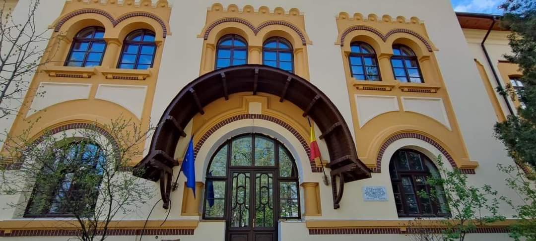 Elevii din Gorj strălucesc la Olimpiada Națională de Informatică