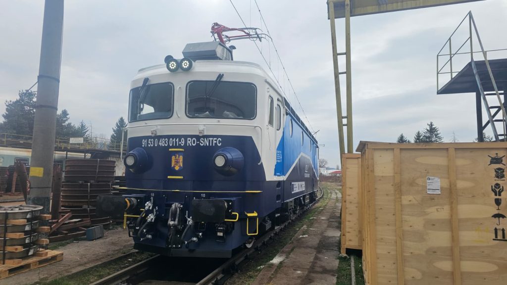 A opta locomotivă modernizată la SCRL Brașov este pregătită pentru teste