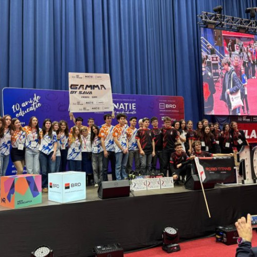 Două echipe de robotică de la „Sfântul Sava” se califică pentru competiții internaționale
