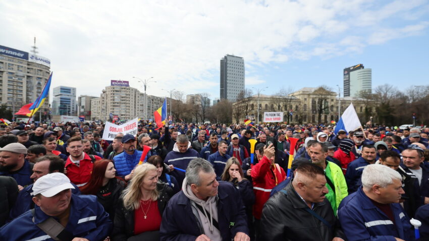 Protest împotriva restructurării miniere și disponibilizărilor în aprilie