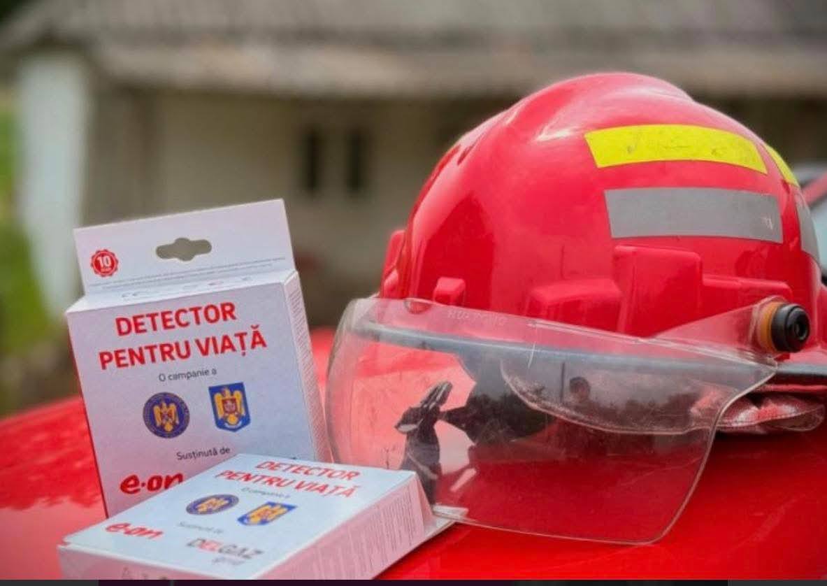 Locuitorii din Aninoasa primesc detectoare de fum și monoxid de carbon gratuite