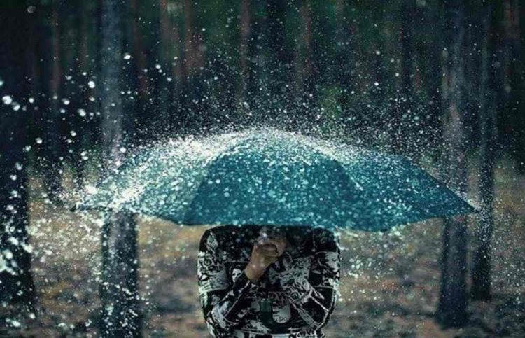 Informare meteo: Vânt puternic și ploi în toată țara