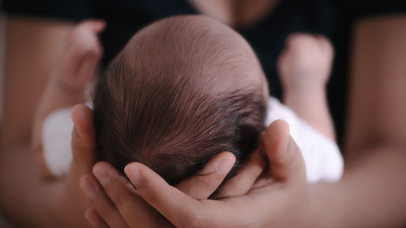 Refuzul de îngrijire preventivă pentru nou-născuți, nu doar vaccinurile