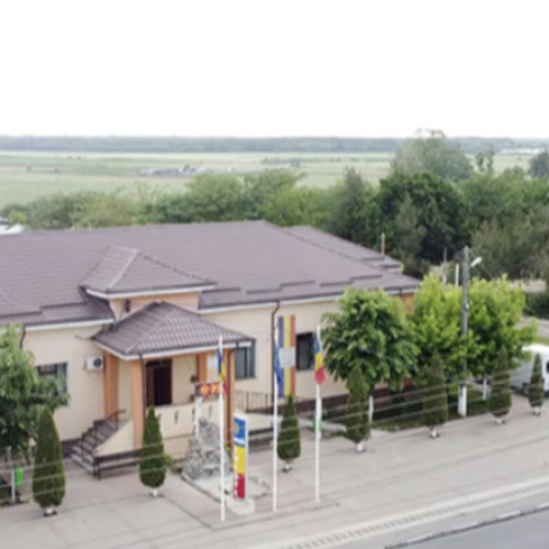 Primăria din Ivești, jefuită: hoții au furat 20.000 de euro