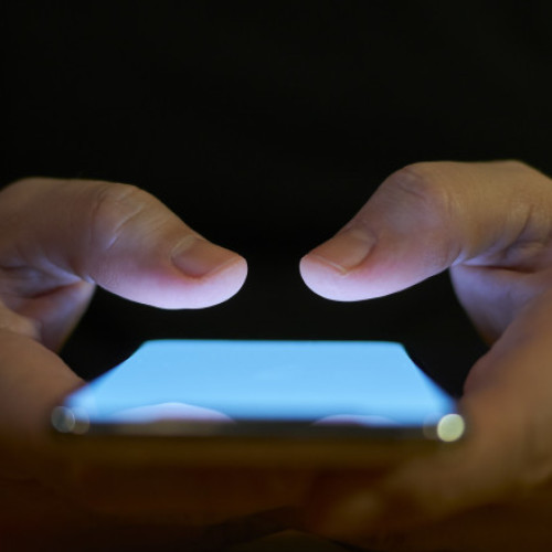 Un sfert dintre români utilizează zilnic inteligența artificială