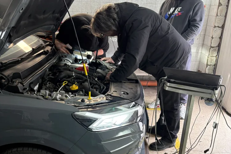 Românii transformă mașinile pentru a economisi la carburanți