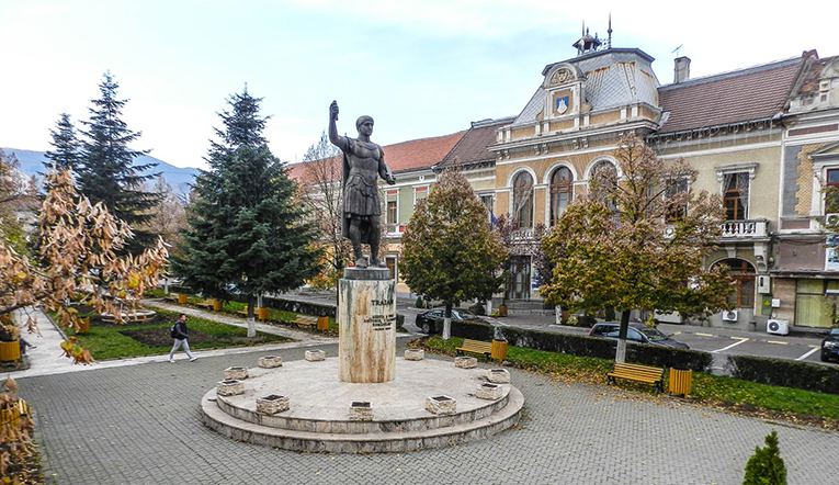 Măsuri de reducere a posturilor în administrația locală până pe 12 aprilie