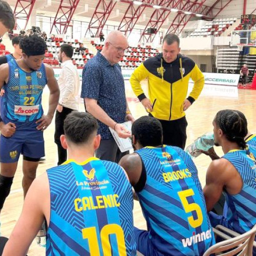 Petrolul Ploieşti pierde duelul cu Dinamo în Liga Naţională de Baschet