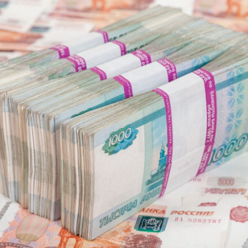 Moscova restricționează scoaterea banilor și aurului din țară