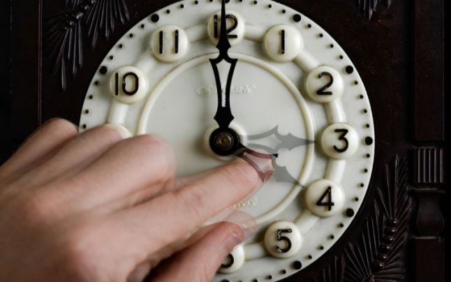 România trece la ora de vară în weekendul acesta