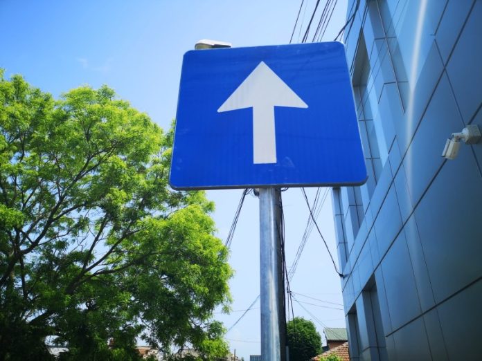 Circulația pe strada Pecetei devine unidirecțională din această zi