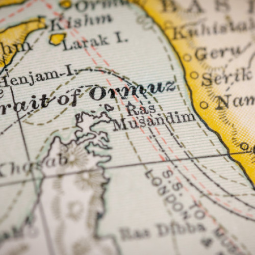 Thailanda și Iranul încheie acord pentru trecerea petroliere în Strâmtoarea Ormuz