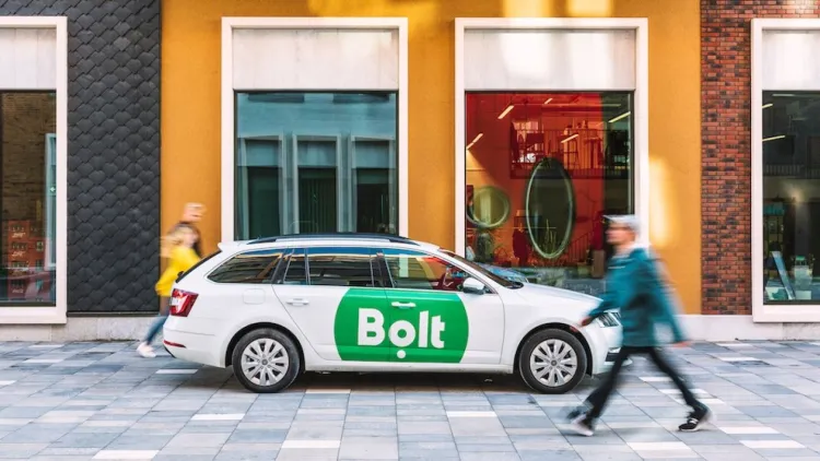 Șoferii Bolt și Uber din Cluj-Napoca amenință cu blocaj total al orașului