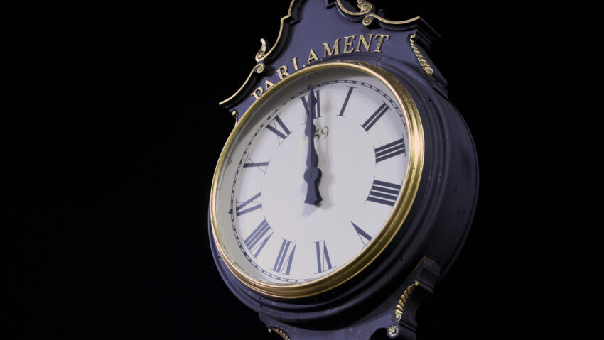 Când se schimbă ora: detalii despre trecerea la ora de vară