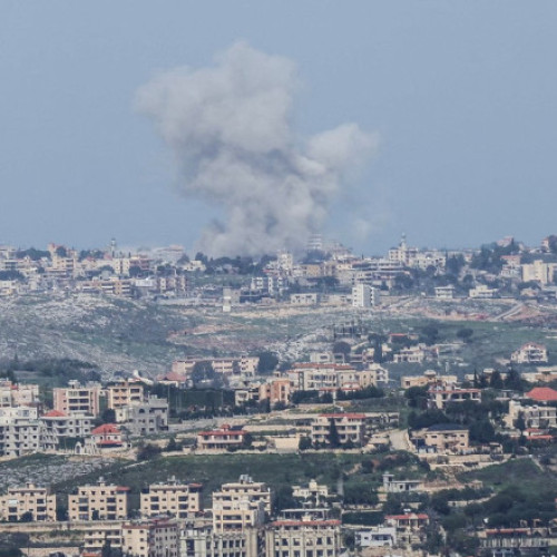 Rebelii Houthi lansează rachete asupra Israelului, escaladând conflictul din regiune