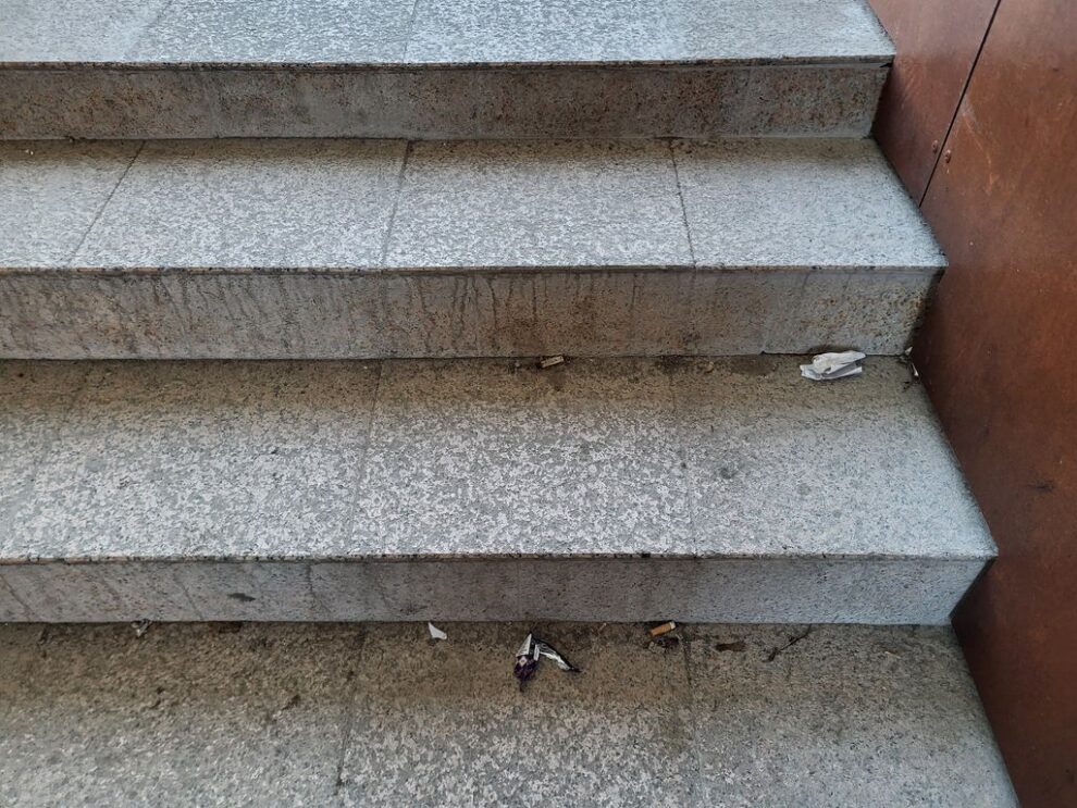 Pasajul Decebal din Bistrița, întreținut zilnic de operatorii locali