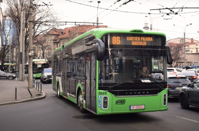 Bucureștenii vor circula cu noi troleibuze electrice Yutong U12