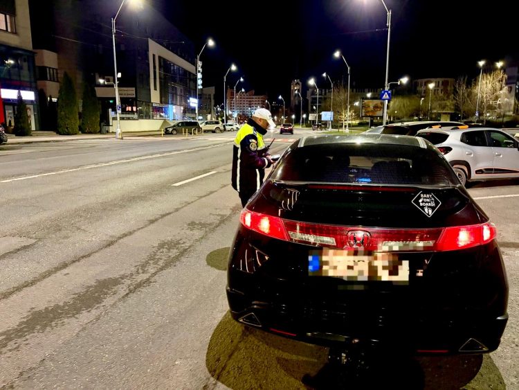 Dosar penal în urma conducerii ilegale a unui moped la Sighetu Marmației