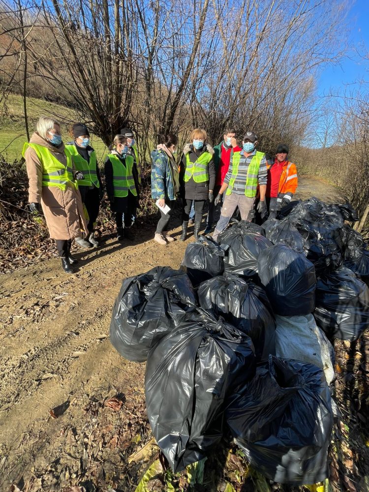 Primăria Lăpuș invită localnicii la o acțiune de ecologizare pe 31 martie