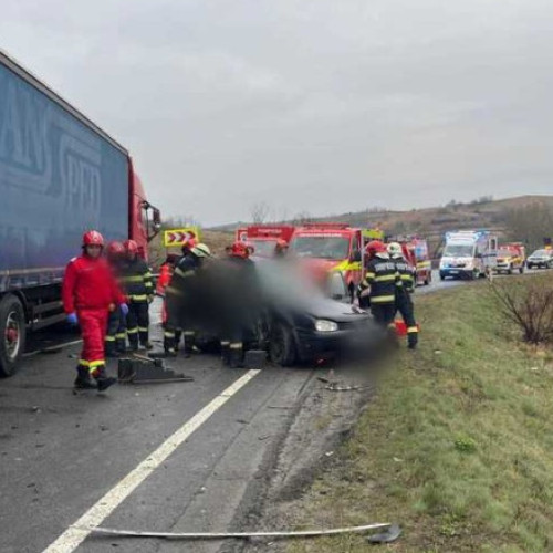 Accident dramatic la Sânpaul: șase răniți, trafic oprit pe DN 1F