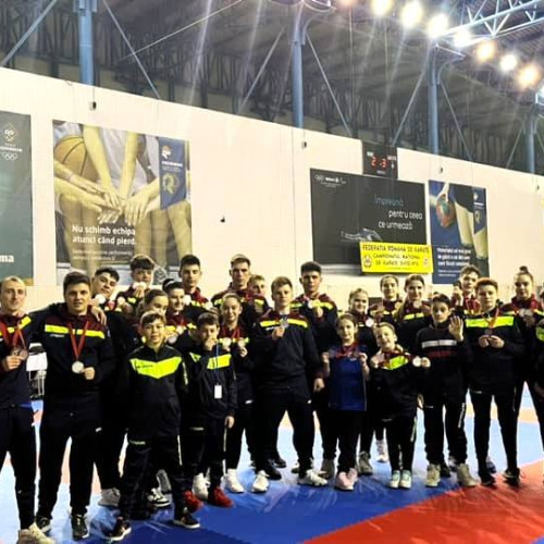 Sportivii de la CS Târgoviste au triumfat la Campionatul Național de Karate Shito Ryu