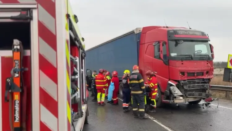 Traficul între Cluj-Napoca și Zalău deviat după un accident grav