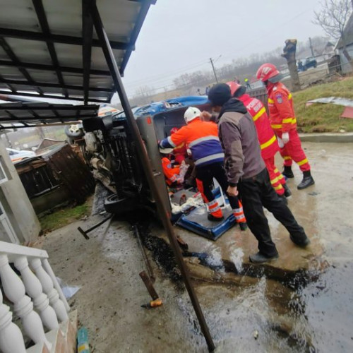Răniți după accident rutier în Oniceni "Șase persoane au fost rănite după un accident rutier în Oniceni