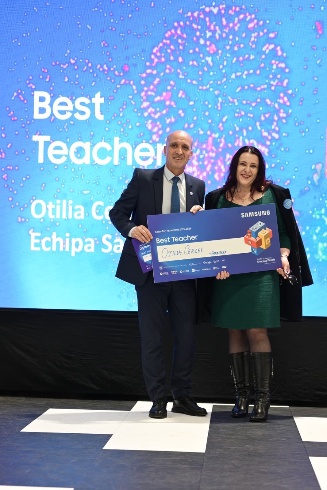 Profesoara Otilia Cercel, distinsă cu Best Teacher Award la Solve for Tomorrow