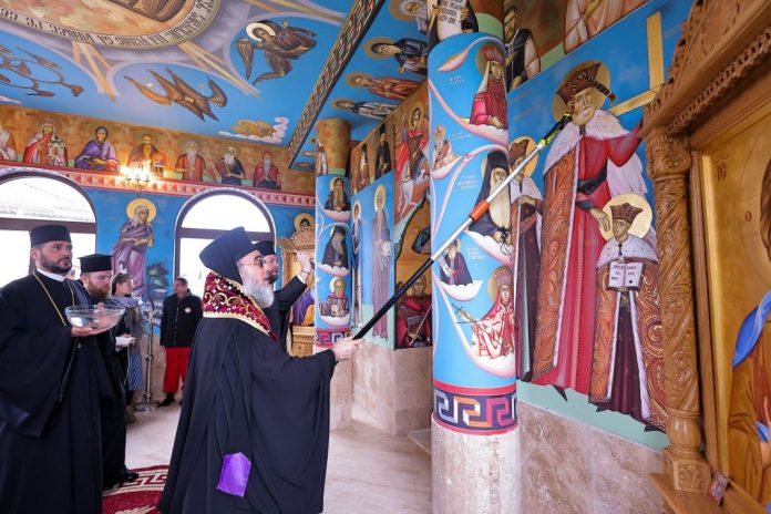 Arhiepiscopul Ciprian, prezent la Odobești pentru liturghie și sfințiri