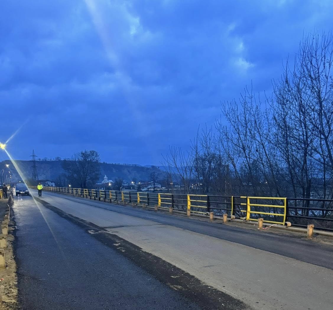Podul de la Roznov a fost finalizat, anunță reprezentanții CJ Neamț
