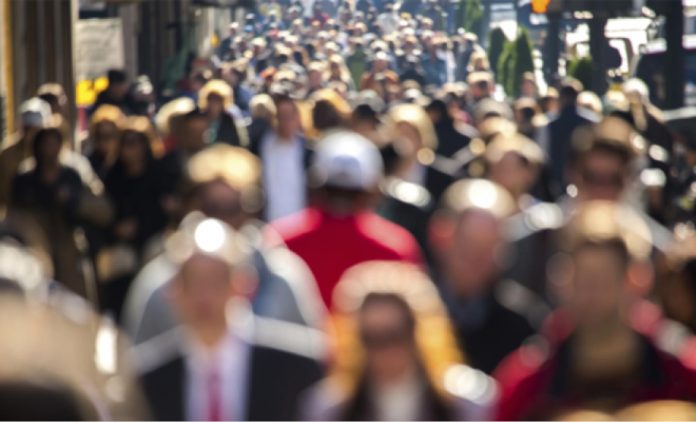 România se confruntă cu pesimism în rândul populației, arată un sondaj recent