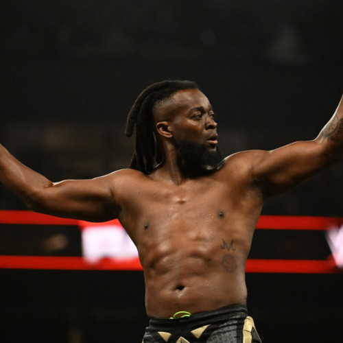 Kofi Kingston acceptă provocarea lui Penta pentru titlul Intercontinental