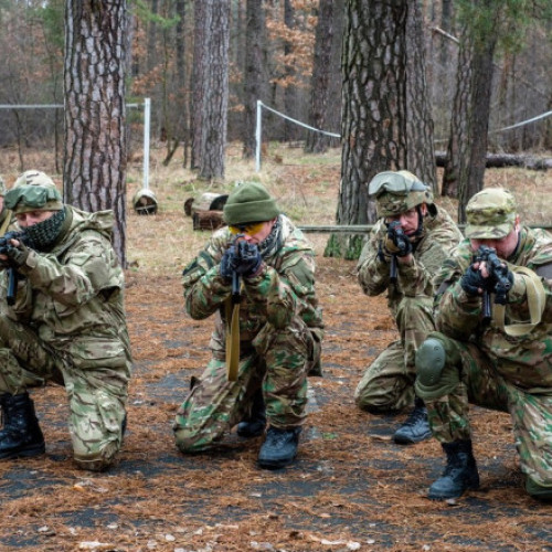 Armata ucraineană se confruntă cu scăderea numărului de voluntari