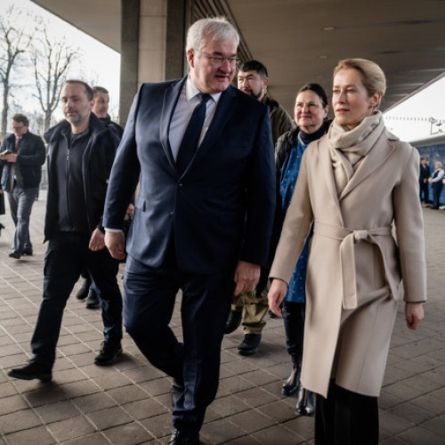 Miniștri de externe europeni, omagiu victimelor din Bucea