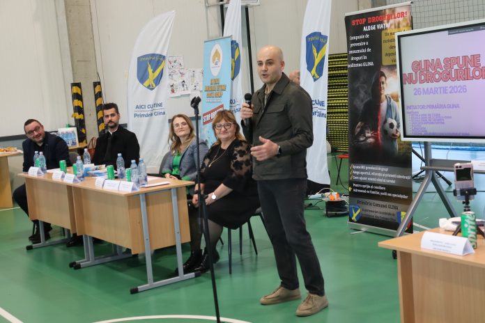 Tinerii sunt încurajați să evite tentațiile nocive prin campanii educaționale