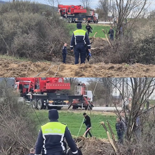 Tragedie în Jupânești: Un bărbat a fost strivit de un stâlp de curent