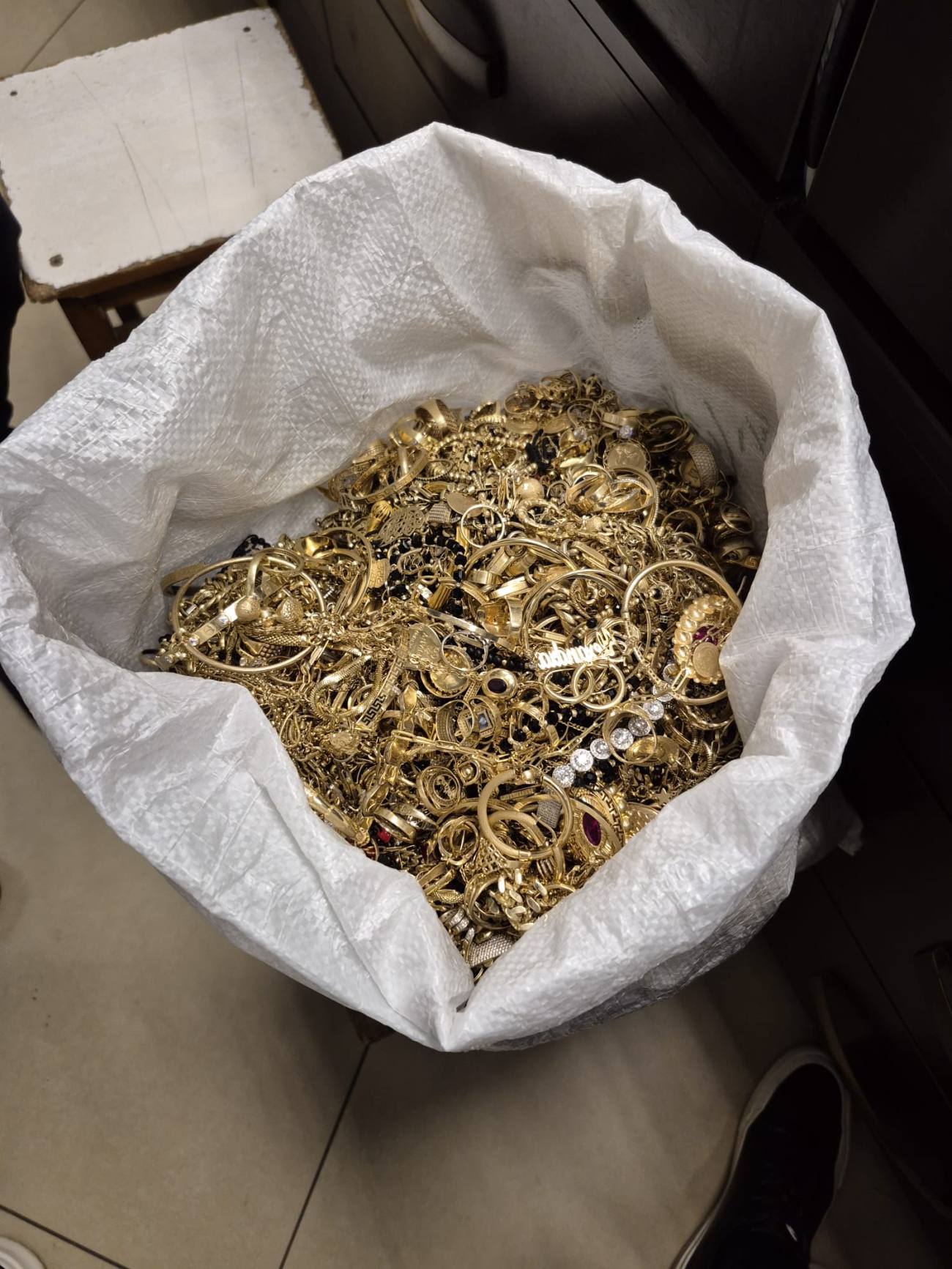 ANAF confiscă milioane de lei din activități de schimb valutar ilegale