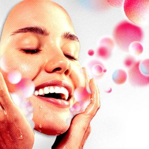 Spermă de somon și excremente de păsări: știința din spatele ritualurilor ciudate de îngrijire a pielii