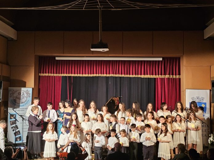 Spectacolul „A doua familie” încântă publicul cu muzică și emoție