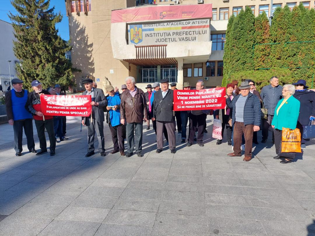 FACIAS contestă suspendarea indexării pensiilor în instanță