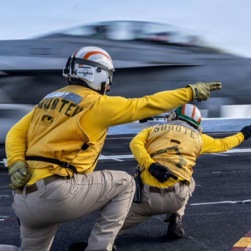 Trump discută cu Iranul în timp ce Armada SUA se pregătește de acțiune