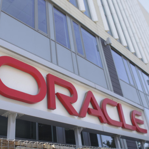 Oracle concediază mii de angajați în urma presiunilor financiare