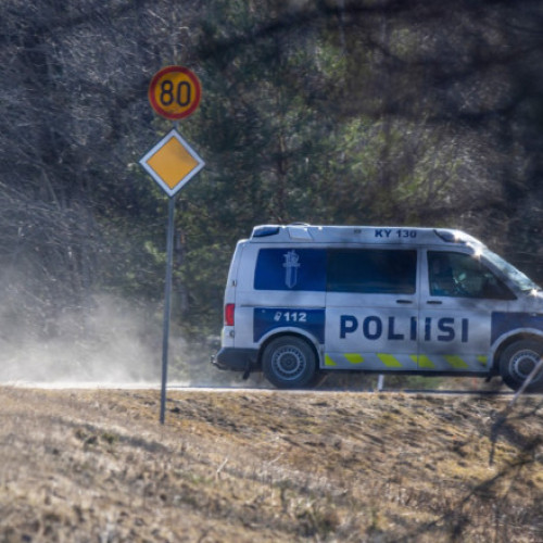 Finlanda investighează prăbușirea unei drone lângă granița cu Rusia