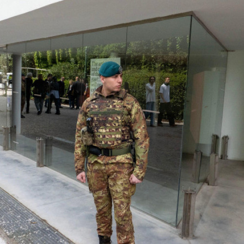 Artiștii protestează împotriva participării Israelului și Rusiei la Bienala de la Veneția