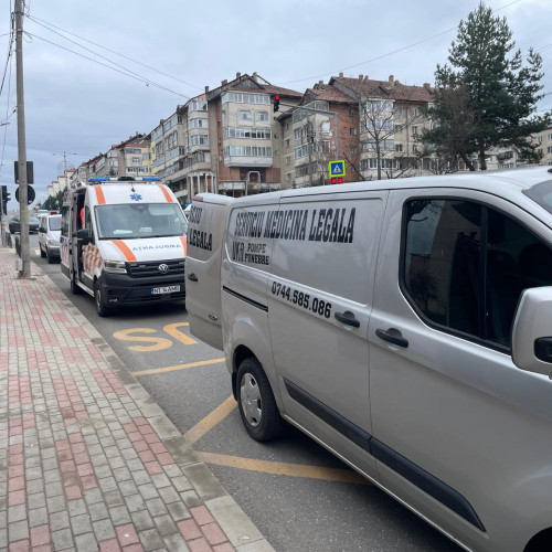 Moarte suspectă descoperită pe Calea Romanului din Piatra-Neamț